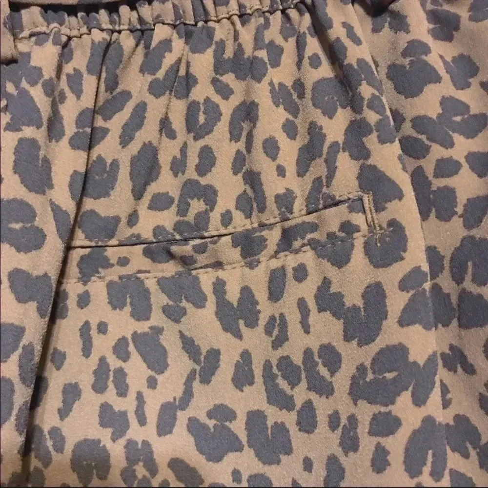 A New Day Tie Waist Animal Print Pocket Shorts 
Size Large - Picture 9 of 9